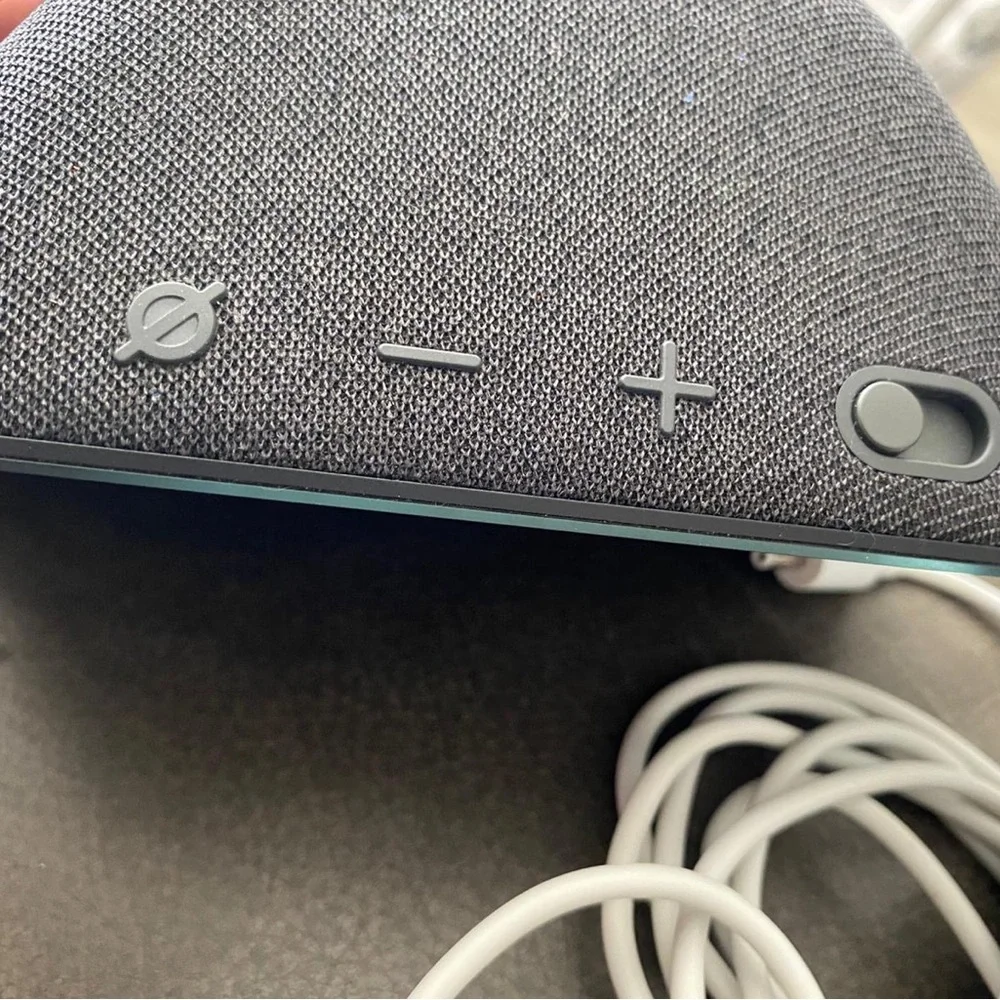 Black and White Tablet Charger Set with Compact Design